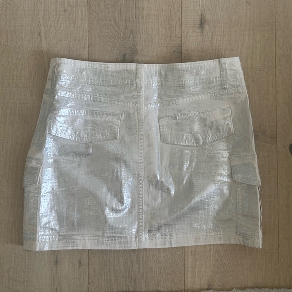 Silver metallic skirt - Picture 2 of 4